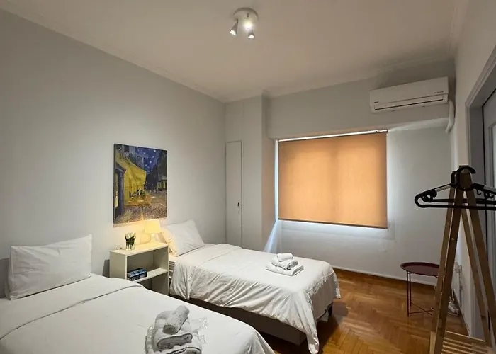 4 * Патра